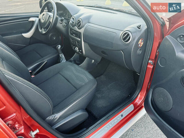 Красный Дачия Sandero StepWay, объемом двигателя 1.46 л и пробегом 228 тыс. км за 7300 $, фото 18 на Automoto.ua