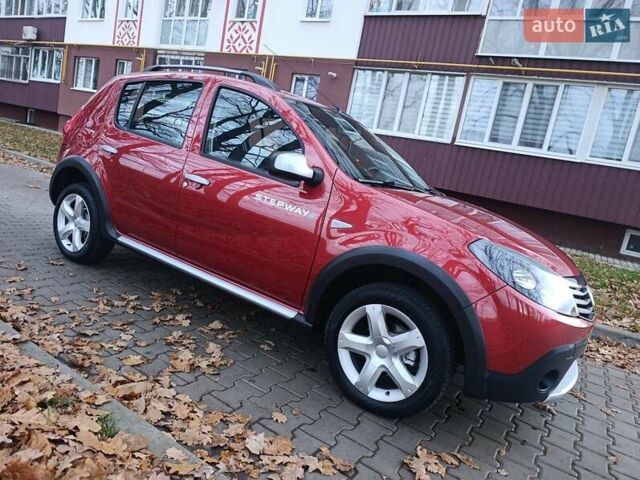 Красный Дачия Sandero StepWay, объемом двигателя 1.6 л и пробегом 145 тыс. км за 7300 $, фото 5 на Automoto.ua