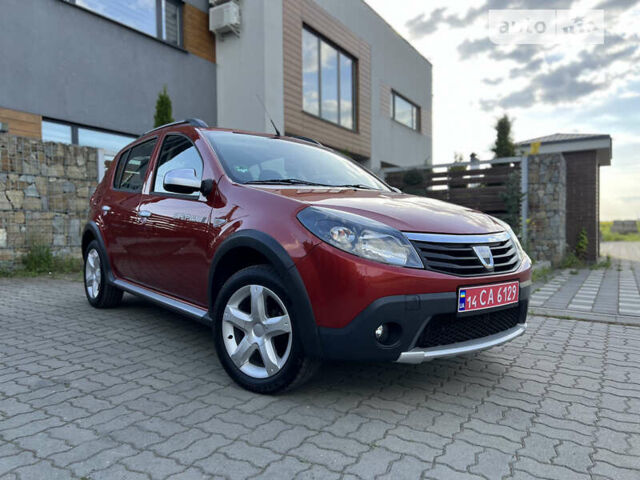 Красный Дачия Sandero StepWay, объемом двигателя 1.6 л и пробегом 145 тыс. км за 6549 $, фото 19 на Automoto.ua