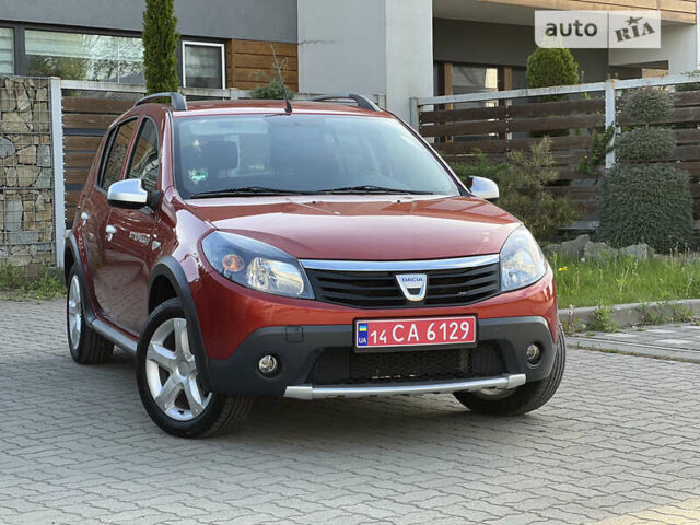 Красный Дачия Sandero StepWay, объемом двигателя 1.6 л и пробегом 145 тыс. км за 6549 $, фото 14 на Automoto.ua