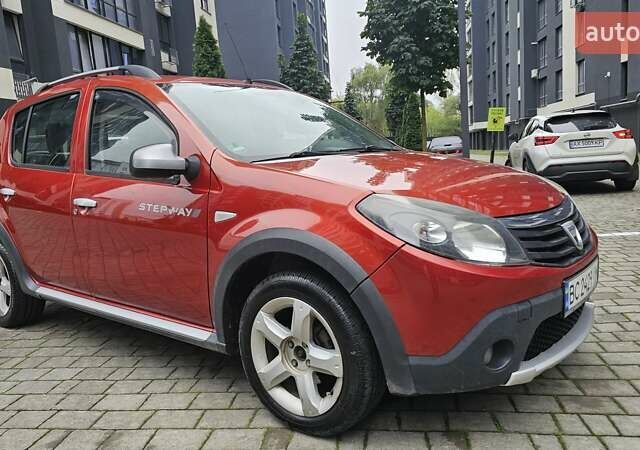 Красный Дачия Sandero StepWay, объемом двигателя 1.46 л и пробегом 191 тыс. км за 6300 $, фото 6 на Automoto.ua