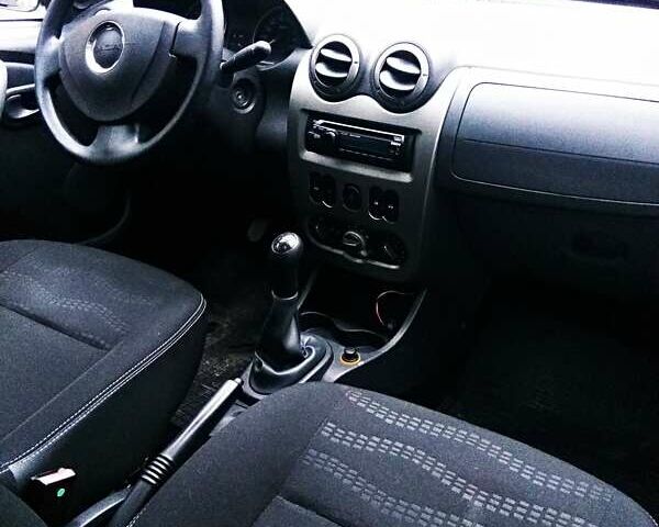 Красный Дачия Sandero StepWay, объемом двигателя 1.6 л и пробегом 167 тыс. км за 6500 $, фото 27 на Automoto.ua