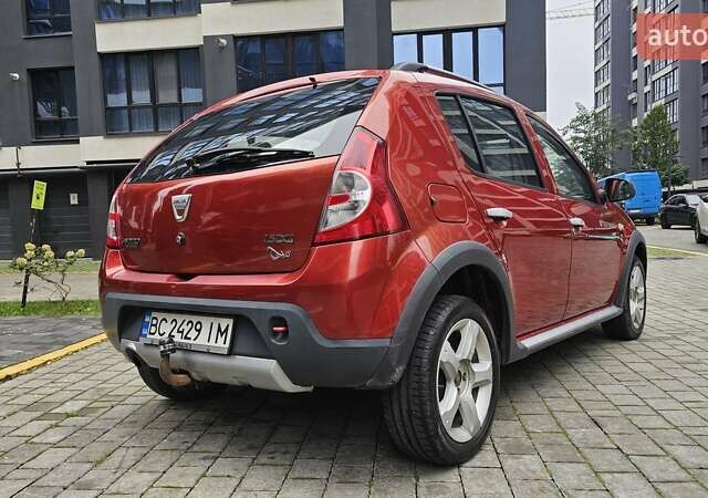 Красный Дачия Sandero StepWay, объемом двигателя 1.46 л и пробегом 191 тыс. км за 6300 $, фото 4 на Automoto.ua