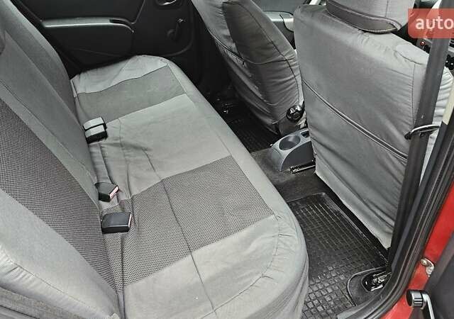 Красный Дачия Sandero StepWay, объемом двигателя 1.46 л и пробегом 191 тыс. км за 6300 $, фото 12 на Automoto.ua