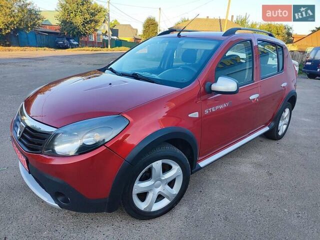 Красный Дачия Sandero StepWay, объемом двигателя 1.6 л и пробегом 157 тыс. км за 6650 $, фото 4 на Automoto.ua