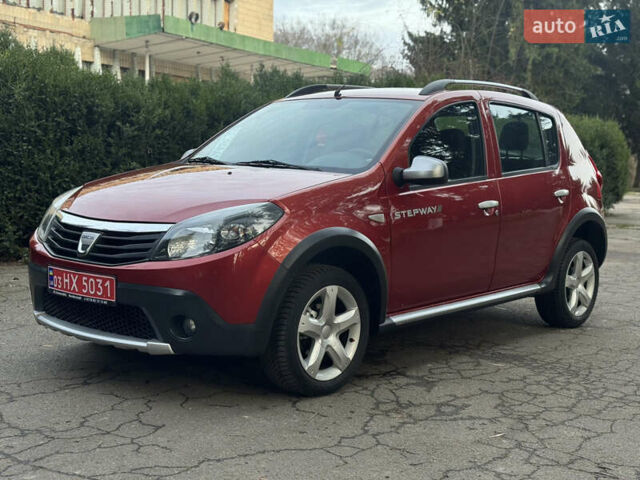 Красный Дачия Sandero StepWay, объемом двигателя 1.6 л и пробегом 135 тыс. км за 6750 $, фото 9 на Automoto.ua