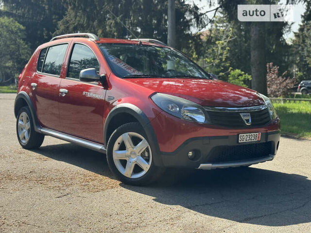 Червоний Дачія Sandero StepWay, об'ємом двигуна 1.6 л та пробігом 163 тис. км за 6950 $, фото 1 на Automoto.ua