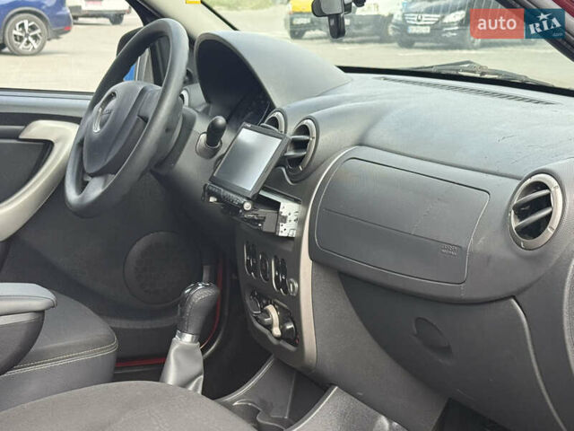 Красный Дачия Sandero StepWay, объемом двигателя 1.6 л и пробегом 199 тыс. км за 6550 $, фото 30 на Automoto.ua