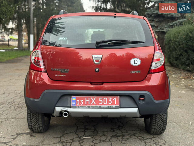 Красный Дачия Sandero StepWay, объемом двигателя 1.6 л и пробегом 135 тыс. км за 6750 $, фото 6 на Automoto.ua