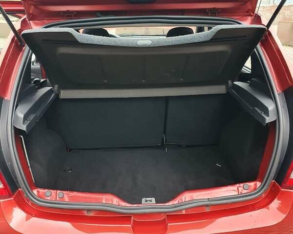 Красный Дачия Sandero StepWay, объемом двигателя 1.5 л и пробегом 208 тыс. км за 6999 $, фото 12 на Automoto.ua