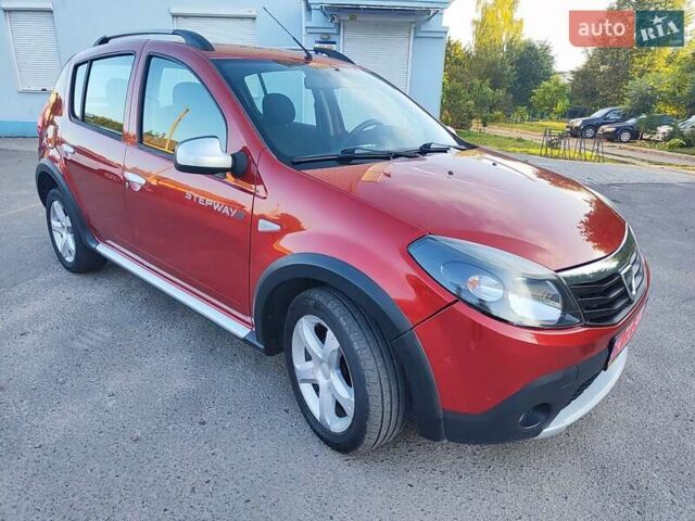 Красный Дачия Sandero StepWay, объемом двигателя 1.6 л и пробегом 157 тыс. км за 6650 $, фото 7 на Automoto.ua