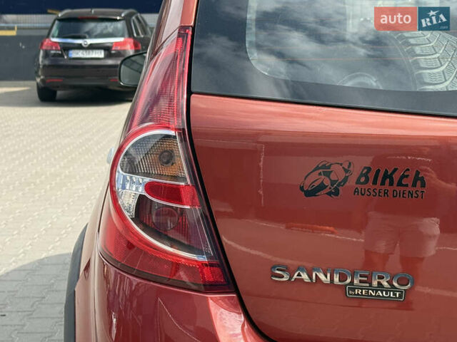 Красный Дачия Sandero StepWay, объемом двигателя 1.6 л и пробегом 199 тыс. км за 6550 $, фото 17 на Automoto.ua