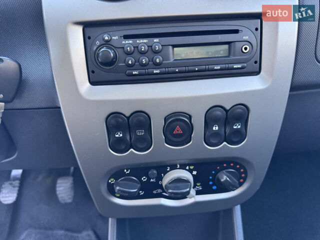Червоний Дачія Sandero StepWay, об'ємом двигуна 1.6 л та пробігом 169 тис. км за 6599 $, фото 17 на Automoto.ua