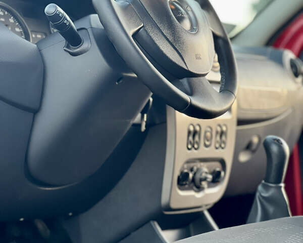 Червоний Дачія Sandero StepWay, об'ємом двигуна 1.5 л та пробігом 150 тис. км за 6550 $, фото 33 на Automoto.ua
