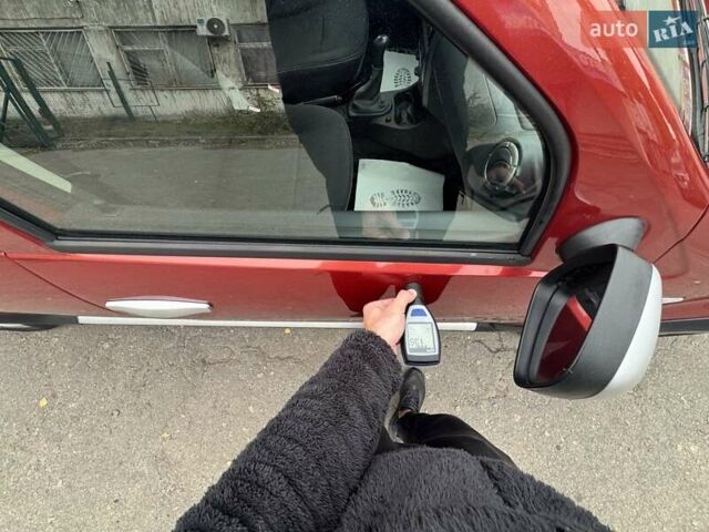 Червоний Дачія Sandero StepWay, об'ємом двигуна 1.5 л та пробігом 210 тис. км за 8200 $, фото 78 на Automoto.ua