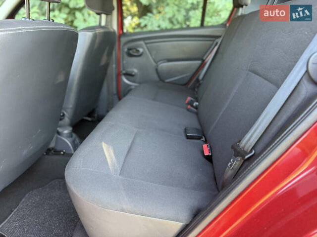 Красный Дачия Sandero StepWay, объемом двигателя 1.6 л и пробегом 220 тыс. км за 6999 $, фото 27 на Automoto.ua