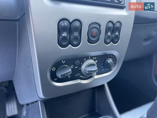 Червоний Дачія Sandero StepWay, об'ємом двигуна 1.5 л та пробігом 210 тис. км за 8200 $, фото 60 на Automoto.ua