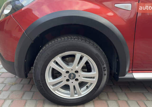 Красный Дачия Sandero StepWay, объемом двигателя 1.6 л и пробегом 71 тыс. км за 7349 $, фото 64 на Automoto.ua