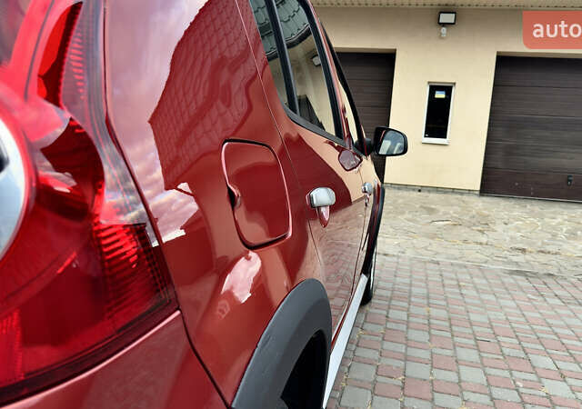 Красный Дачия Sandero StepWay, объемом двигателя 1.6 л и пробегом 71 тыс. км за 7349 $, фото 11 на Automoto.ua