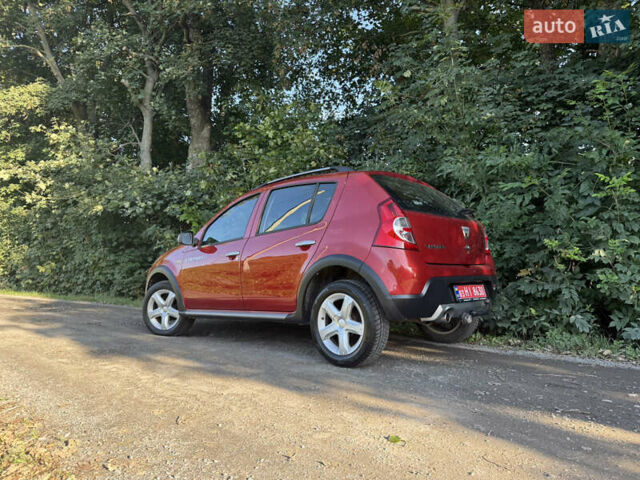 Красный Дачия Sandero StepWay, объемом двигателя 1.6 л и пробегом 220 тыс. км за 6999 $, фото 16 на Automoto.ua
