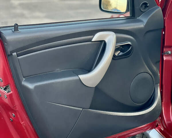Червоний Дачія Sandero StepWay, об'ємом двигуна 1.5 л та пробігом 150 тис. км за 6550 $, фото 32 на Automoto.ua