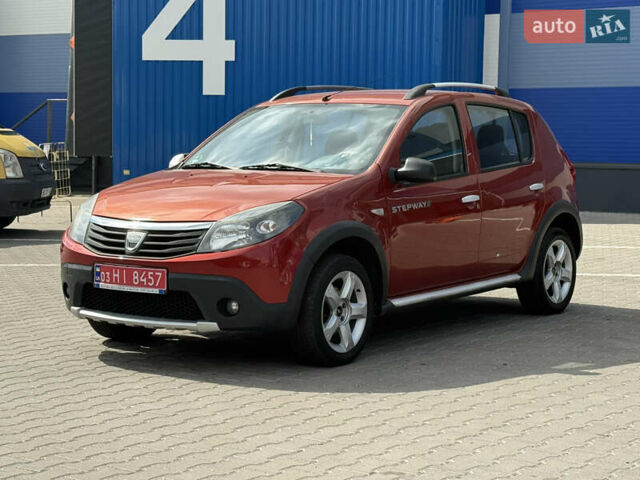 Красный Дачия Sandero StepWay, объемом двигателя 1.6 л и пробегом 199 тыс. км за 6550 $, фото 10 на Automoto.ua