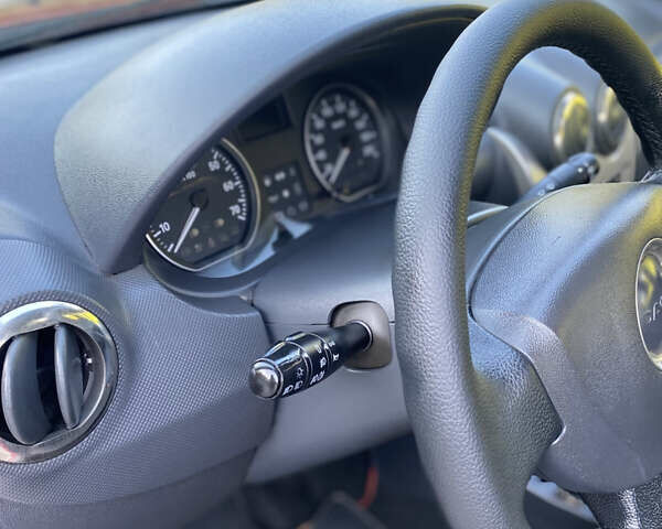 Красный Дачия Sandero StepWay, объемом двигателя 1.6 л и пробегом 174 тыс. км за 6700 $, фото 13 на Automoto.ua