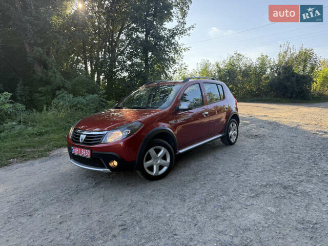 Красный Дачия Sandero StepWay, объемом двигателя 1.6 л и пробегом 220 тыс. км за 6999 $, фото 30 на Automoto.ua