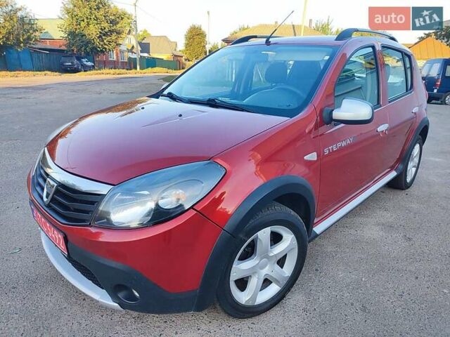 Дачия Sandero StepWay 2011 в Глухове на Automoto.ua Красный Дачия Sandero StepWay, объемом двигателя 1.6 л и пробегом 157 тыс. км за 6600 $, фото 2 на Automoto.ua