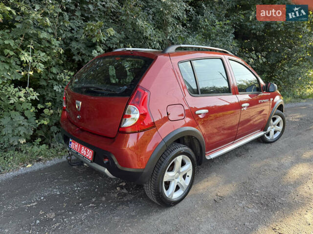 Дачия Sandero StepWay 2011 в Ровно на Automoto.ua Красный Дачия Sandero StepWay, объемом двигателя 1.6 л и пробегом 220 тыс. км за 6800 $, фото 4 на Automoto.ua