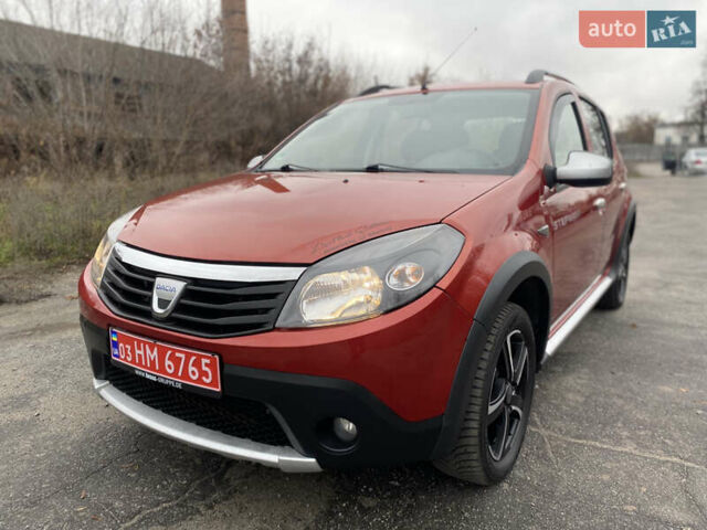Красный Дачия Sandero StepWay, объемом двигателя 1.6 л и пробегом 179 тыс. км за 6700 $, фото 11 на Automoto.ua