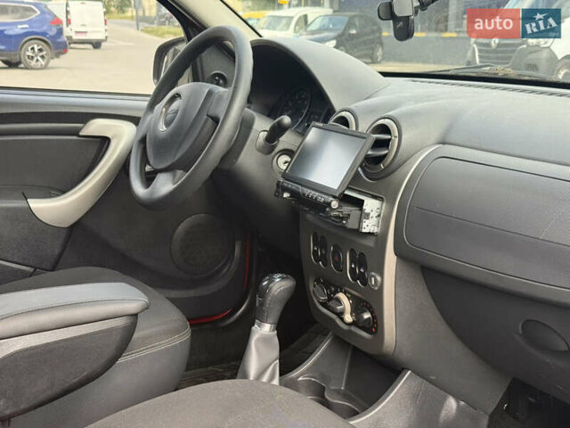 Красный Дачия Sandero StepWay, объемом двигателя 1.6 л и пробегом 199 тыс. км за 6550 $, фото 29 на Automoto.ua