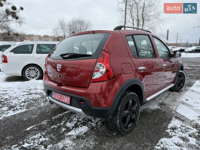 Красный Дачия Sandero StepWay, объемом двигателя 1.6 л и пробегом 162 тыс. км за 6999 $, фото 9 на Automoto.ua