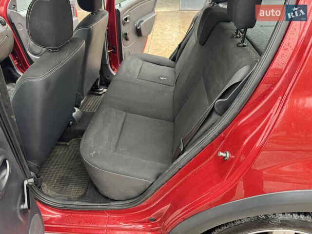 Красный Дачия Sandero StepWay, объемом двигателя 1.6 л и пробегом 185 тыс. км за 7350 $, фото 20 на Automoto.ua