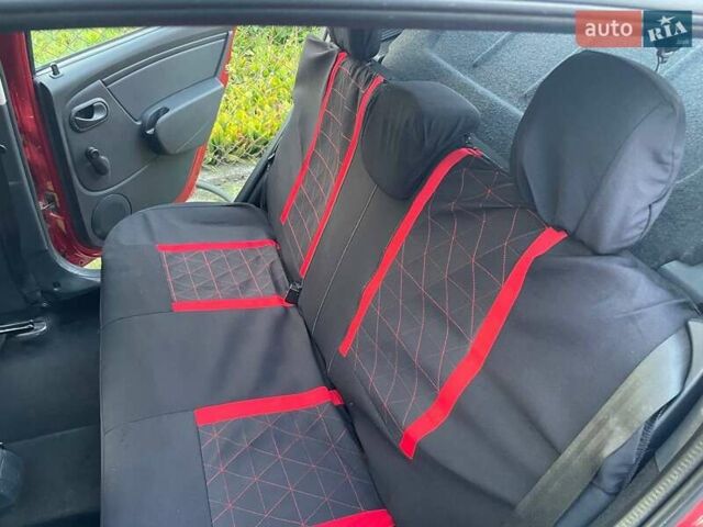 Красный Дачия Sandero StepWay, объемом двигателя 1.6 л и пробегом 135 тыс. км за 7200 $, фото 11 на Automoto.ua