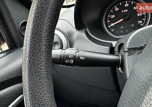 Красный Дачия Sandero StepWay, объемом двигателя 1.6 л и пробегом 115 тыс. км за 7599 $, фото 59 на Automoto.ua