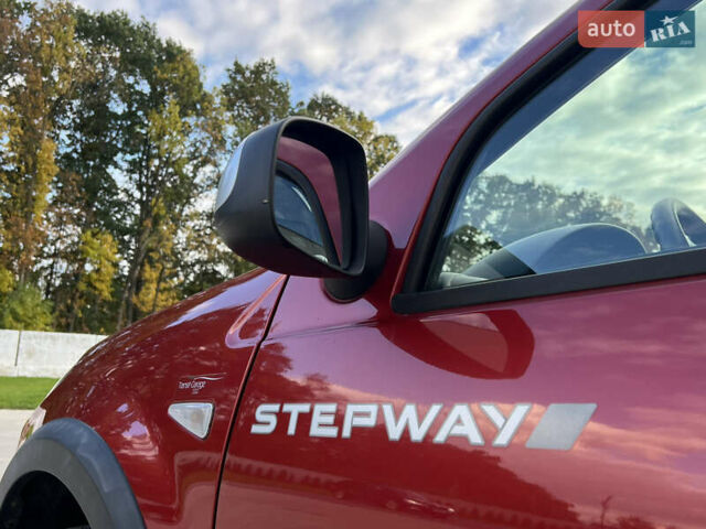 Красный Дачия Sandero StepWay, объемом двигателя 1.6 л и пробегом 139 тыс. км за 7350 $, фото 55 на Automoto.ua