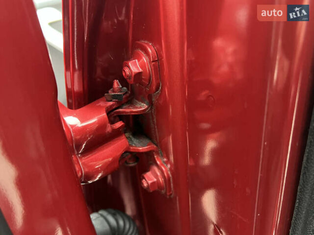 Красный Дачия Sandero StepWay, объемом двигателя 1.6 л и пробегом 139 тыс. км за 7350 $, фото 111 на Automoto.ua