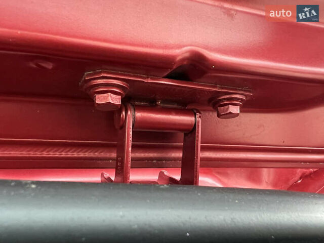 Красный Дачия Sandero StepWay, объемом двигателя 1.6 л и пробегом 139 тыс. км за 7350 $, фото 115 на Automoto.ua