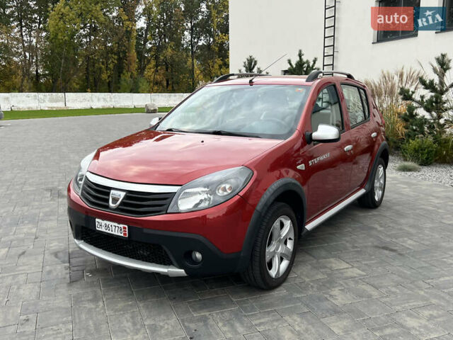 Красный Дачия Sandero StepWay, объемом двигателя 1.6 л и пробегом 139 тыс. км за 7350 $, фото 167 на Automoto.ua