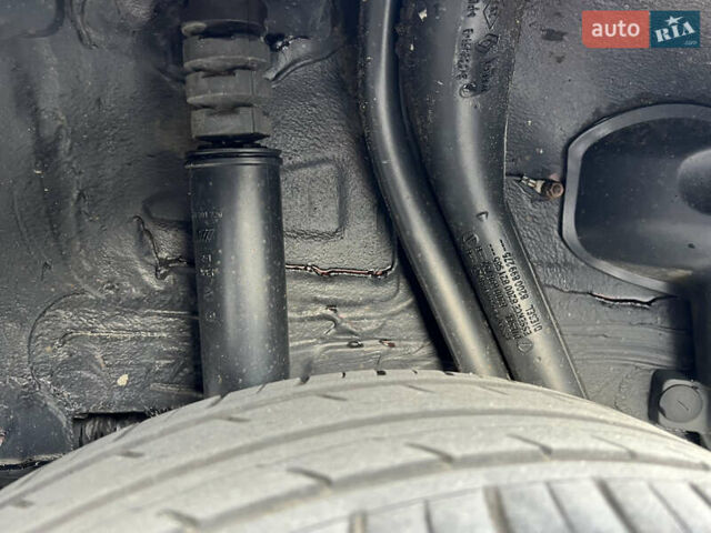 Красный Дачия Sandero StepWay, объемом двигателя 1.6 л и пробегом 139 тыс. км за 7350 $, фото 48 на Automoto.ua