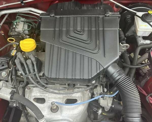 Красный Дачия Sandero StepWay, объемом двигателя 1.6 л и пробегом 117 тыс. км за 6900 $, фото 31 на Automoto.ua