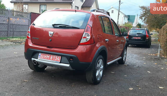Красный Дачия Sandero StepWay, объемом двигателя 1.6 л и пробегом 183 тыс. км за 6850 $, фото 12 на Automoto.ua