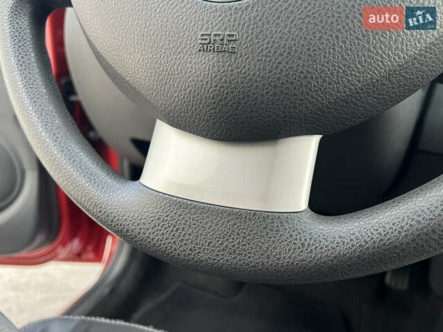 Красный Дачия Sandero StepWay, объемом двигателя 1.6 л и пробегом 139 тыс. км за 7350 $, фото 71 на Automoto.ua