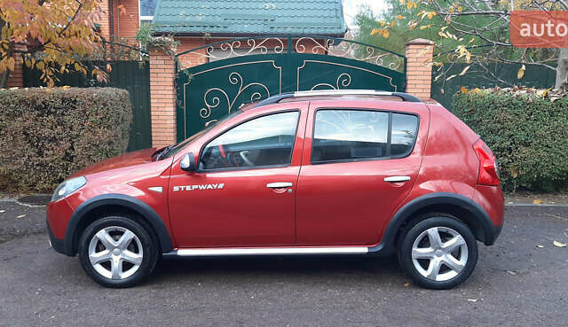 Червоний Дачія Sandero StepWay, об'ємом двигуна 1.6 л та пробігом 183 тис. км за 6850 $, фото 4 на Automoto.ua