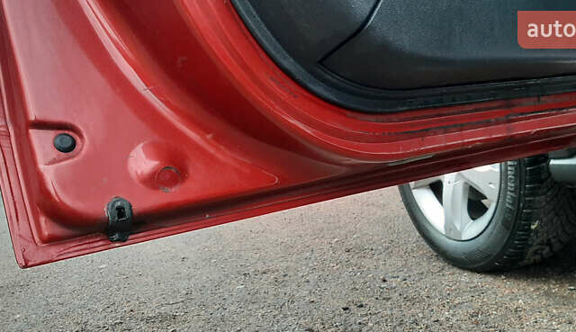 Красный Дачия Sandero StepWay, объемом двигателя 1.6 л и пробегом 183 тыс. км за 6850 $, фото 36 на Automoto.ua