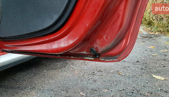 Красный Дачия Sandero StepWay, объемом двигателя 1.6 л и пробегом 183 тыс. км за 6850 $, фото 57 на Automoto.ua