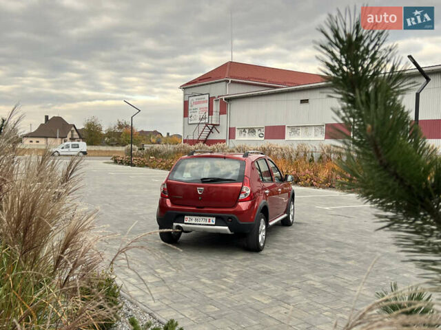 Красный Дачия Sandero StepWay, объемом двигателя 1.6 л и пробегом 139 тыс. км за 7350 $, фото 176 на Automoto.ua