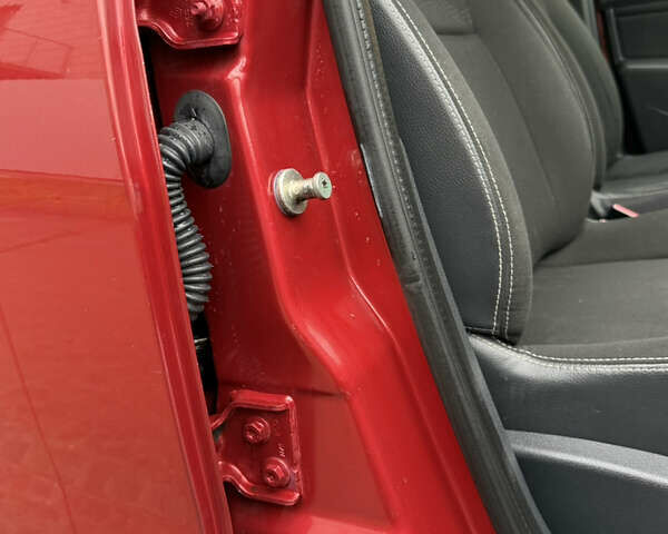 Красный Дачия Sandero StepWay, объемом двигателя 1.6 л и пробегом 163 тыс. км за 6950 $, фото 90 на Automoto.ua