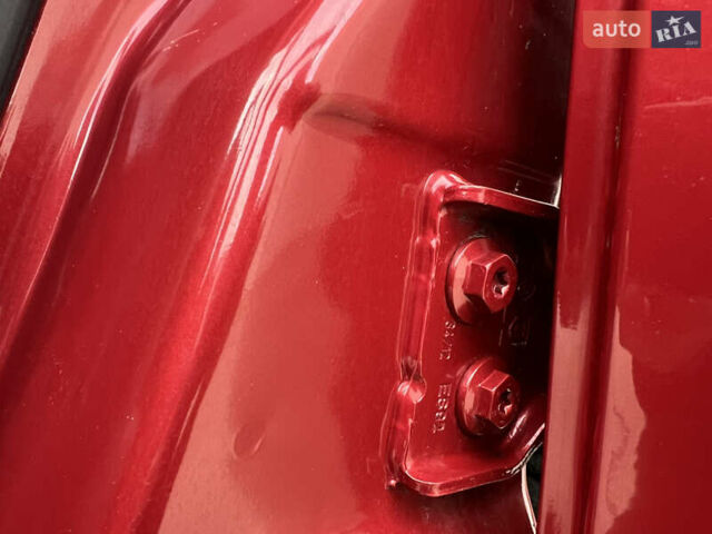 Красный Дачия Sandero StepWay, объемом двигателя 1.6 л и пробегом 139 тыс. км за 7350 $, фото 129 на Automoto.ua